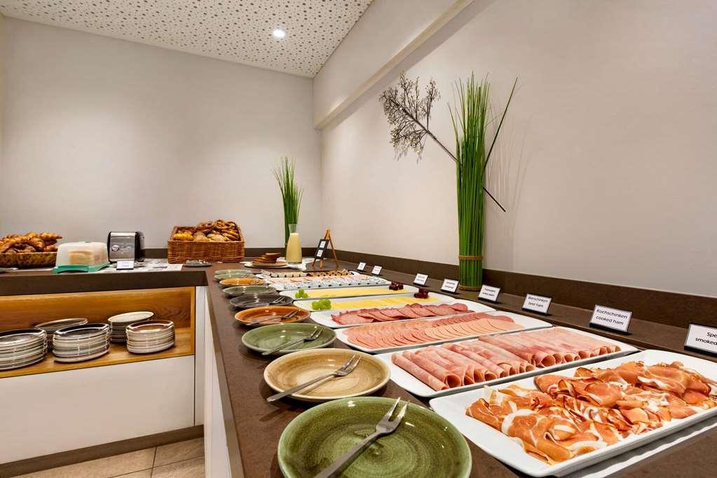 Wyndham Garden Messe 4* Múnich